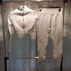 Athletic top/pants set